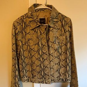 Women’s L leather snakeskin coat